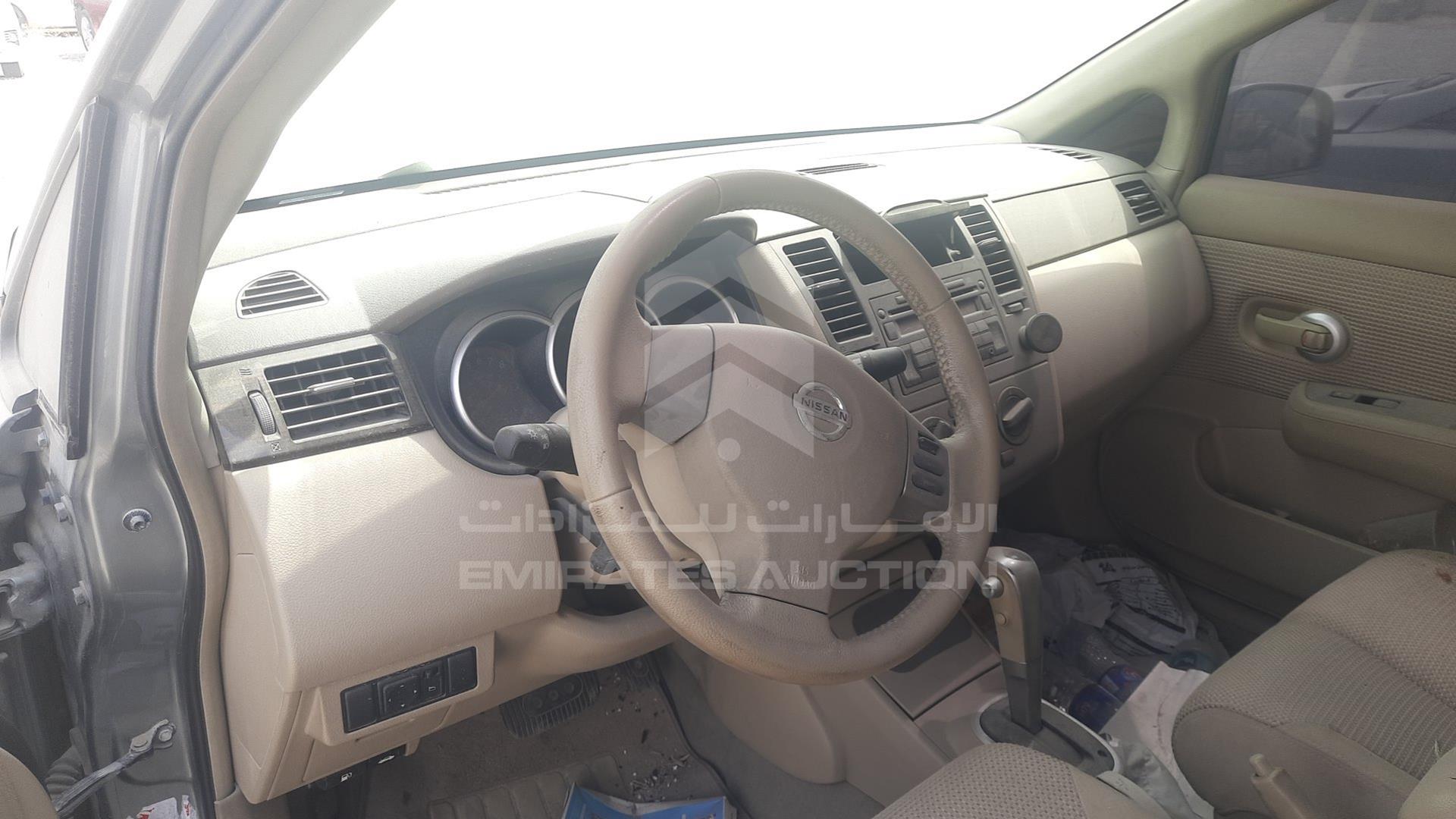2011 NISSAN TIIDA VIN: 3N1BC1A76BL388023