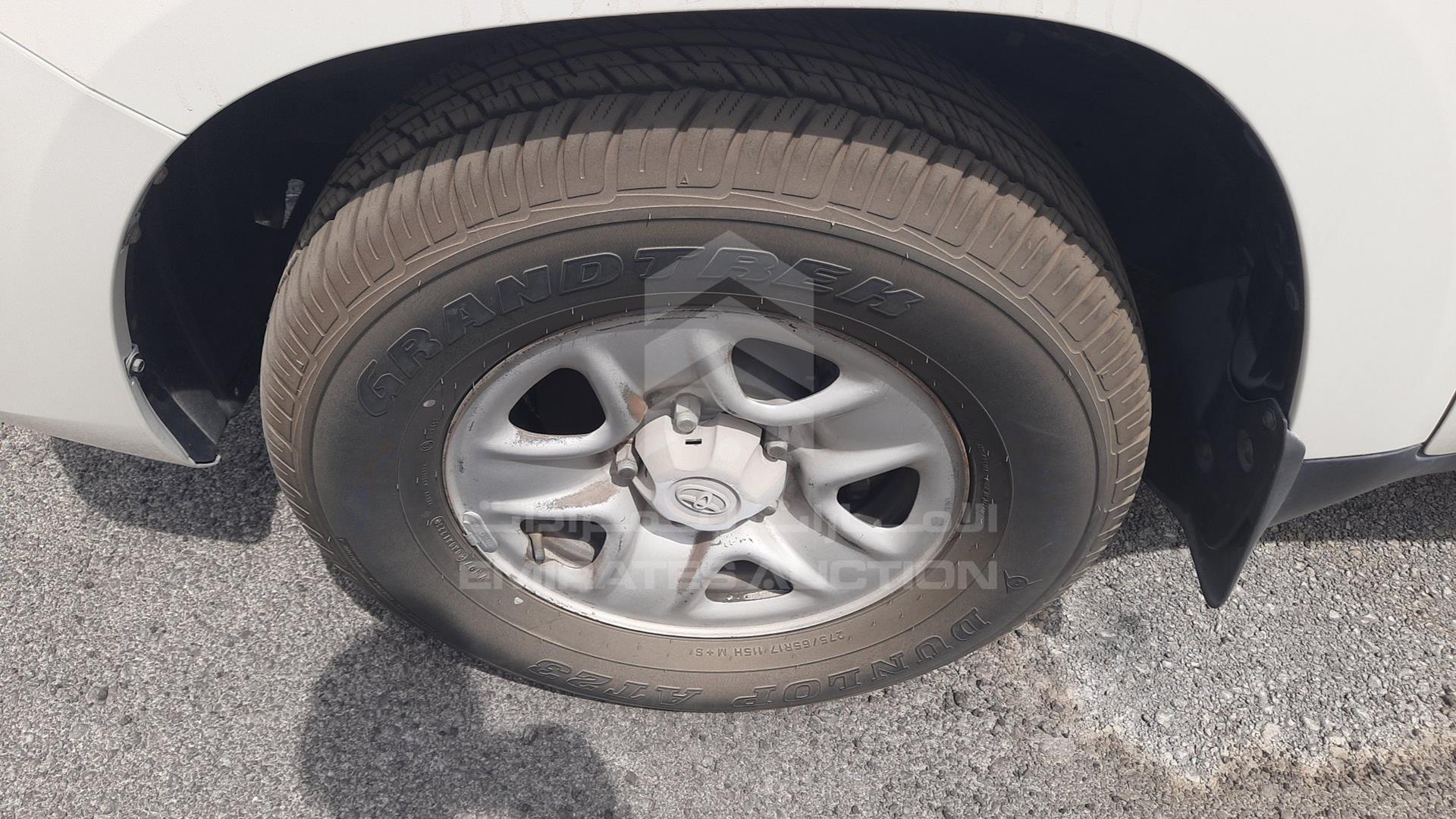 2013 TOYOTA LAND CRUISER VIN: JTMDU09J8D4064092