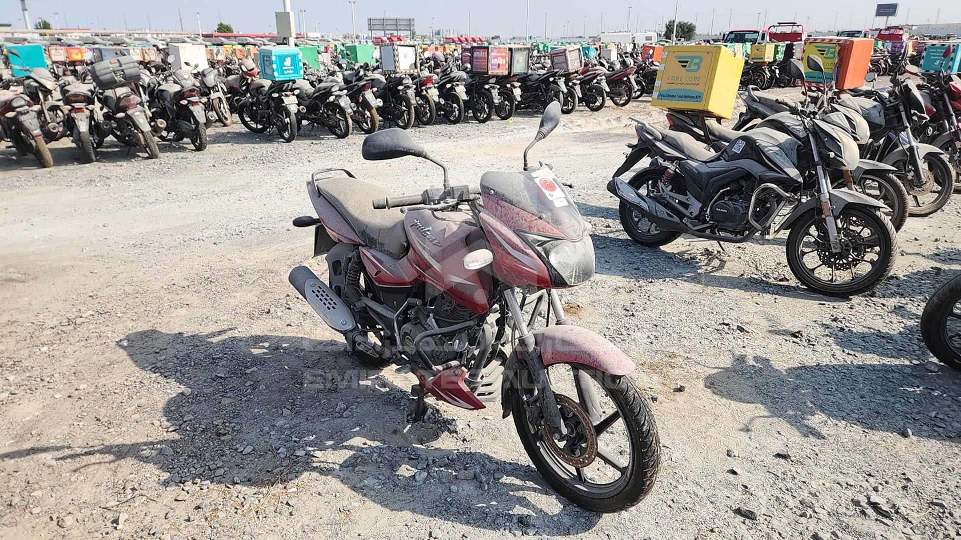 0 BAJAJ PULSAR VIN: MD2A11CX1LCE56654