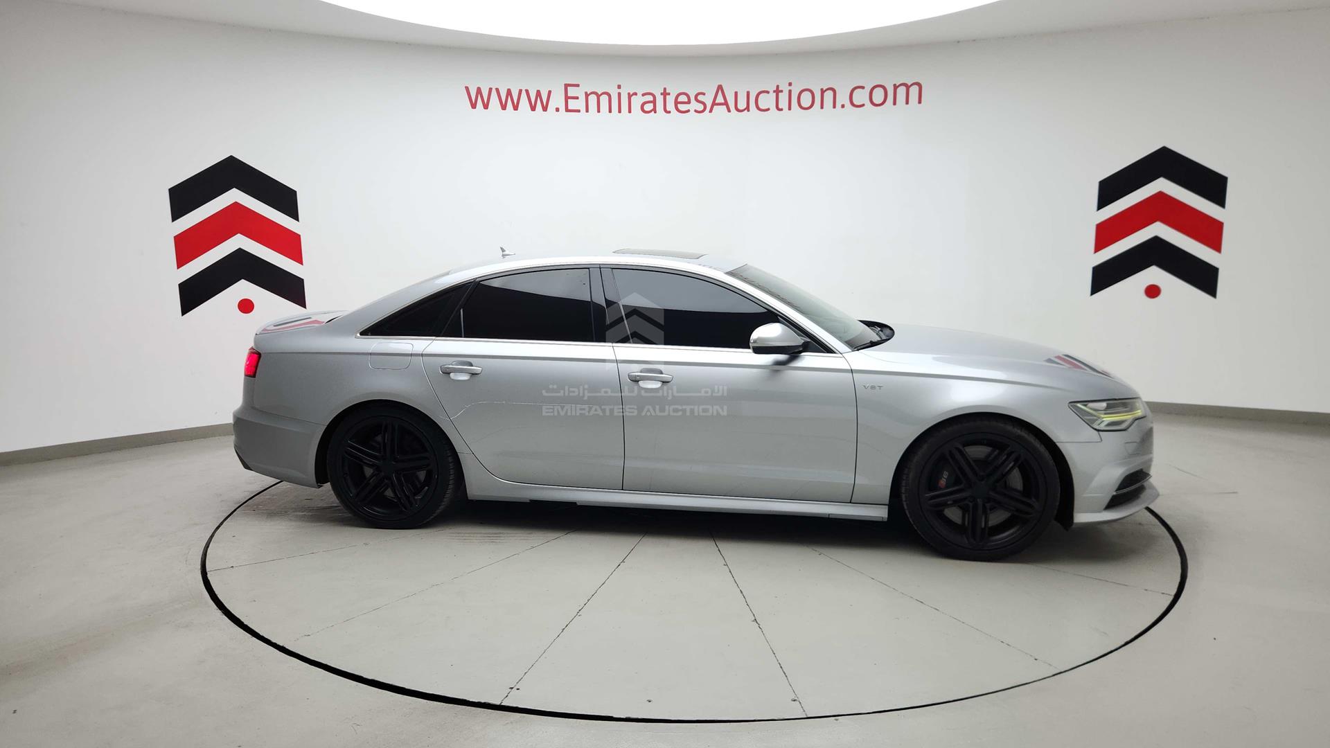 2016 AUDI S6 VIN: WAUB2CFCXGN006369