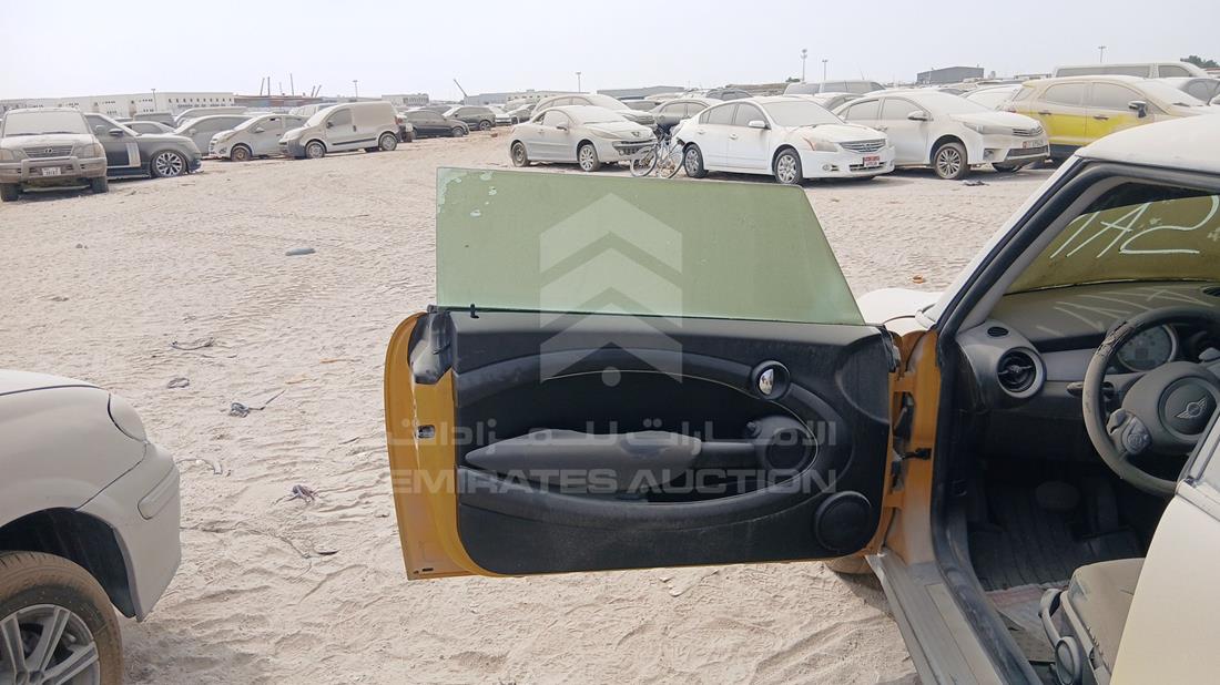 ميني كوبر 2009 — الباب الأمامي الأيسر — صورة 10