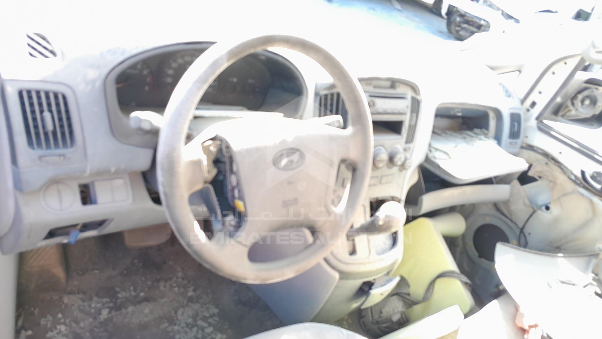 2011 HYUNDAI H1 VIN: KMJWA37R3BU282315