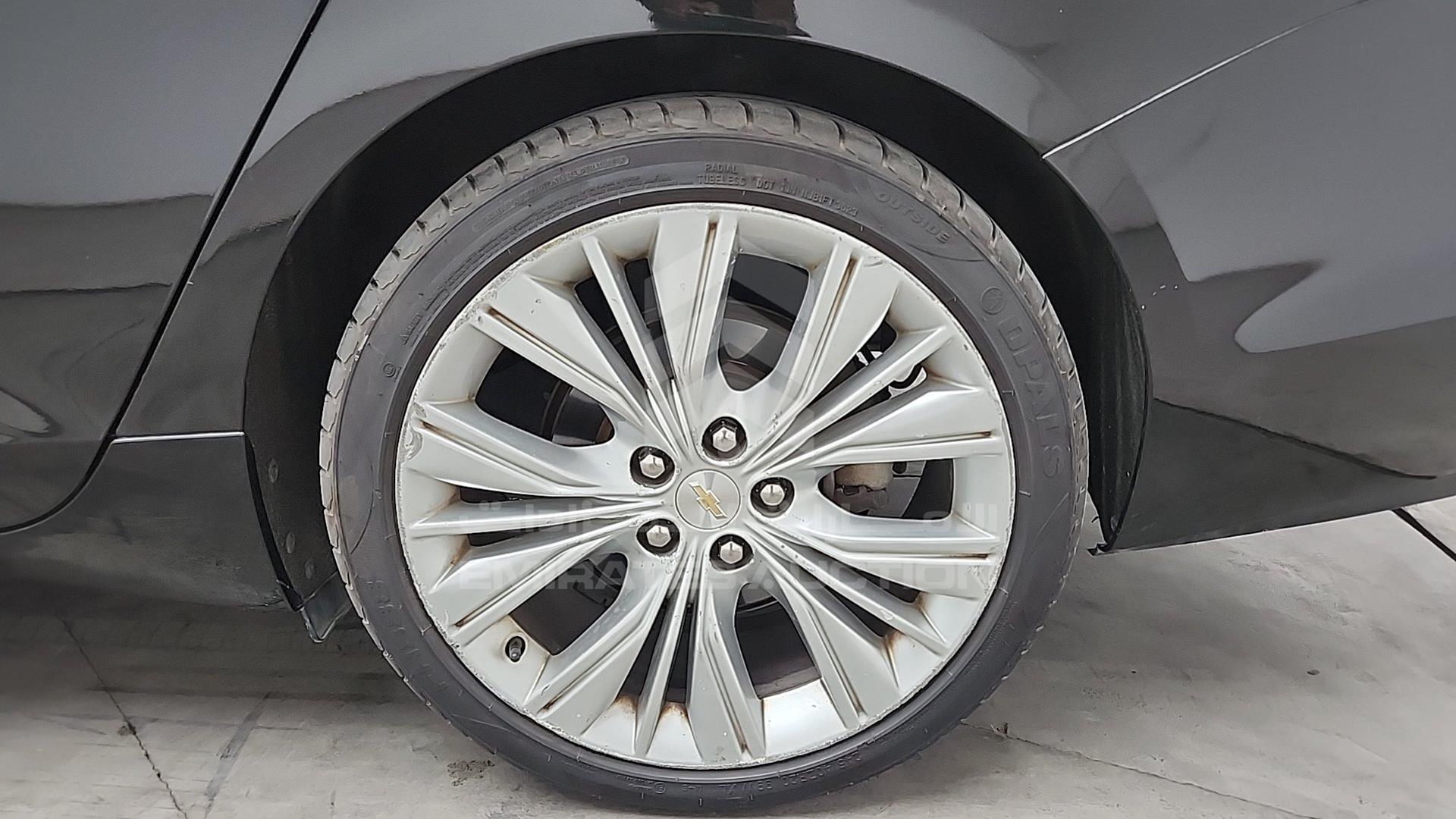 2018 CHEVROLET IMPALA VIN: 2G1135S32J9102822