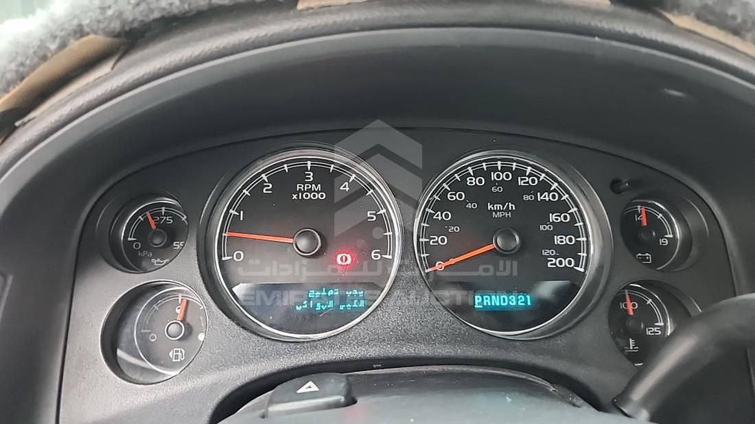 2008 Chevrolet Tahoe — Speedometer & RPM Gauges — Photo 15