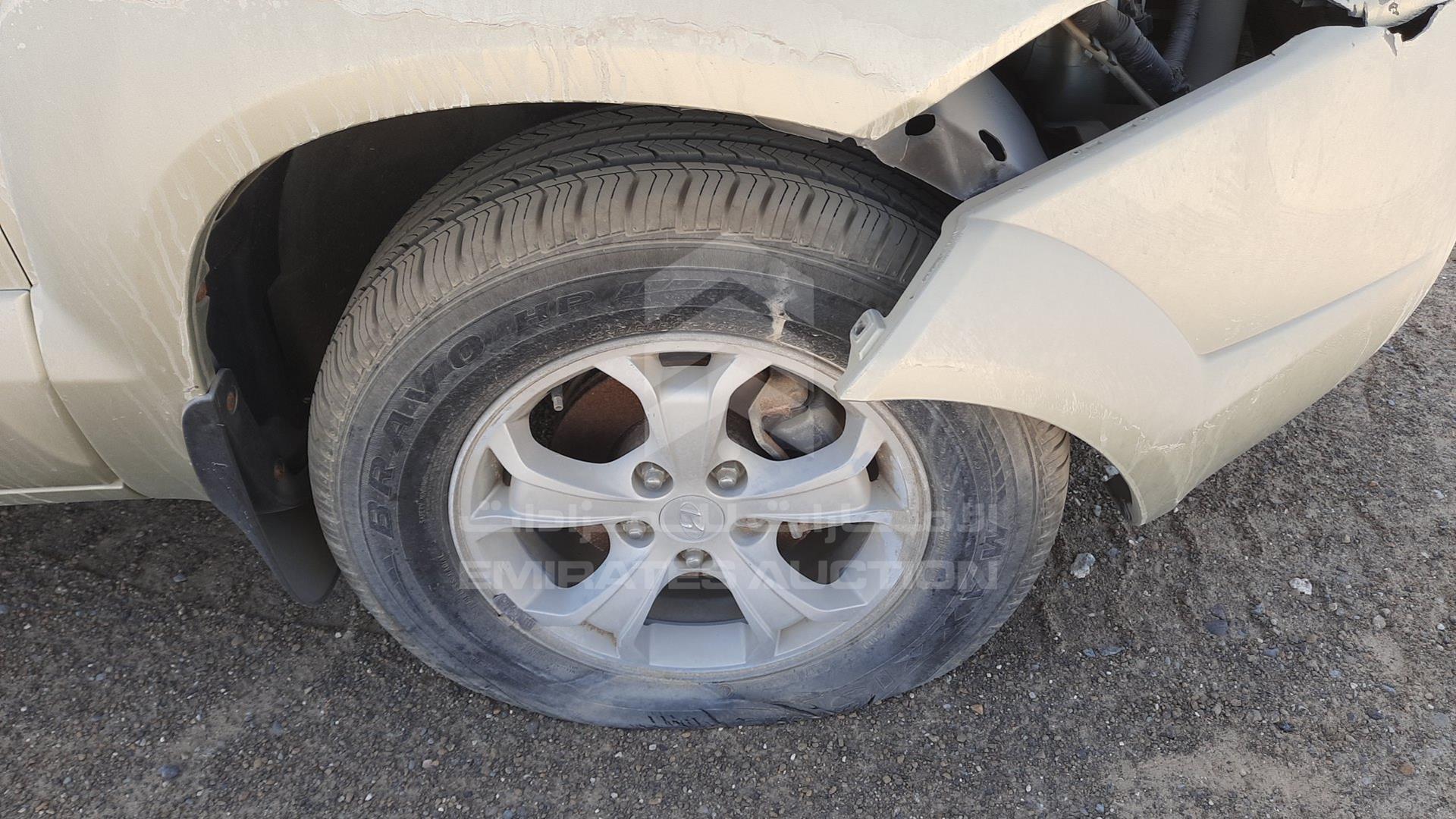 2009 HYUNDAI TUCSON VIN: KMHJM81B29U038399