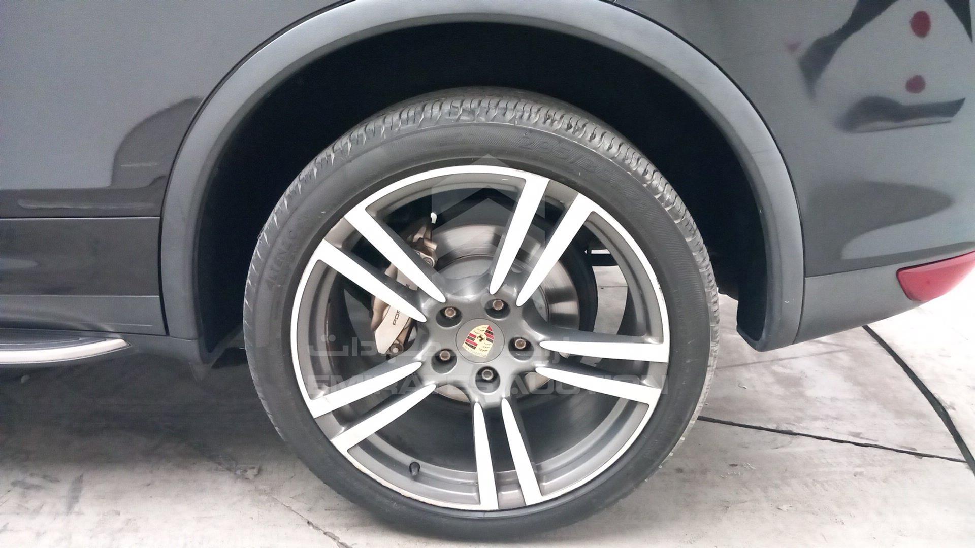 2012 PORSCHE CAYENNE VIN: WP1ZZZ92ZCLA41059