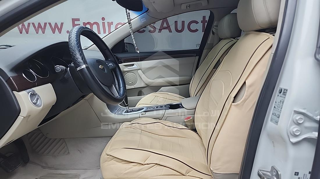 2013 Chevrolet Caprice — Front Left Driver Seat View — Photo 25