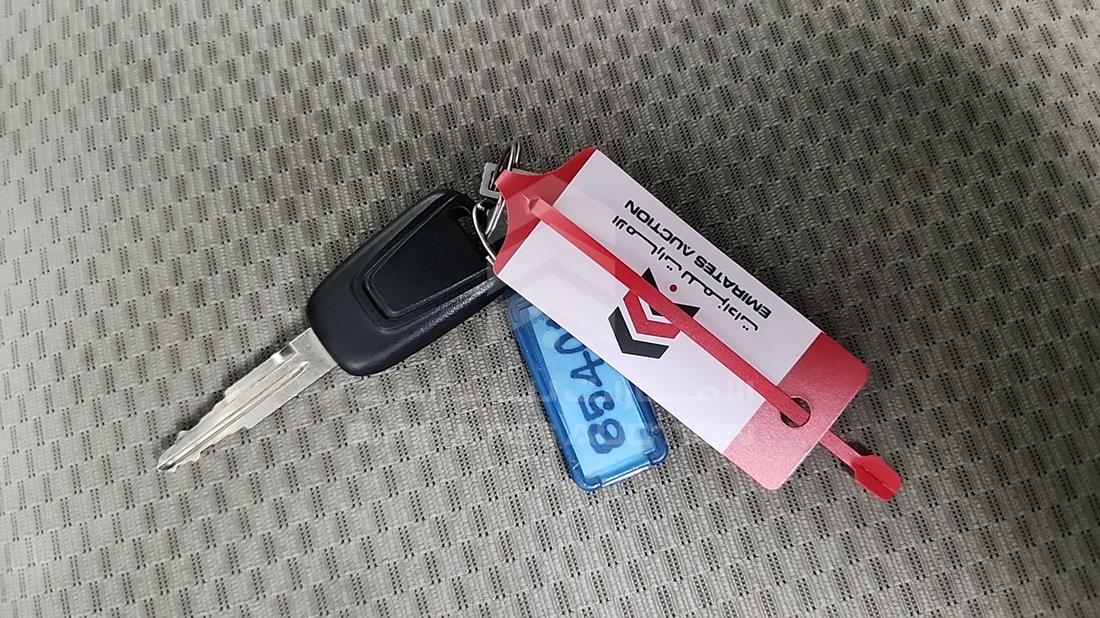 2022 Maxus V80 — Keys — Photo 4