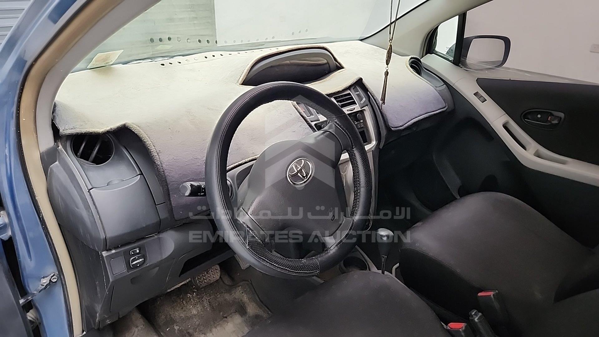 2006 TOYOTA YARIS VIN: JTDKW923565031940