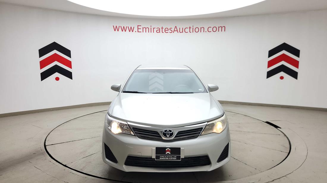 2015 Toyota Camry — 360-degree view