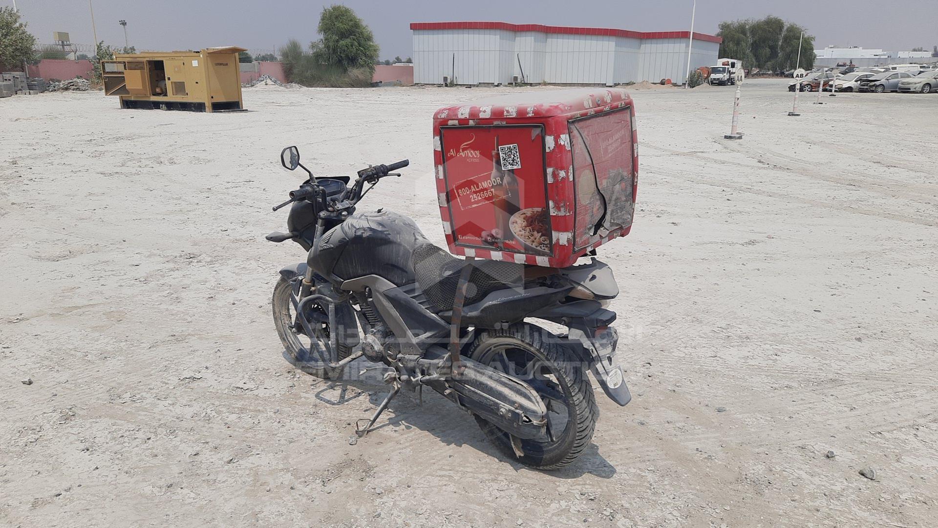 2015 HONDA UNICORN 160 VIN: ME4KC2039G8000780