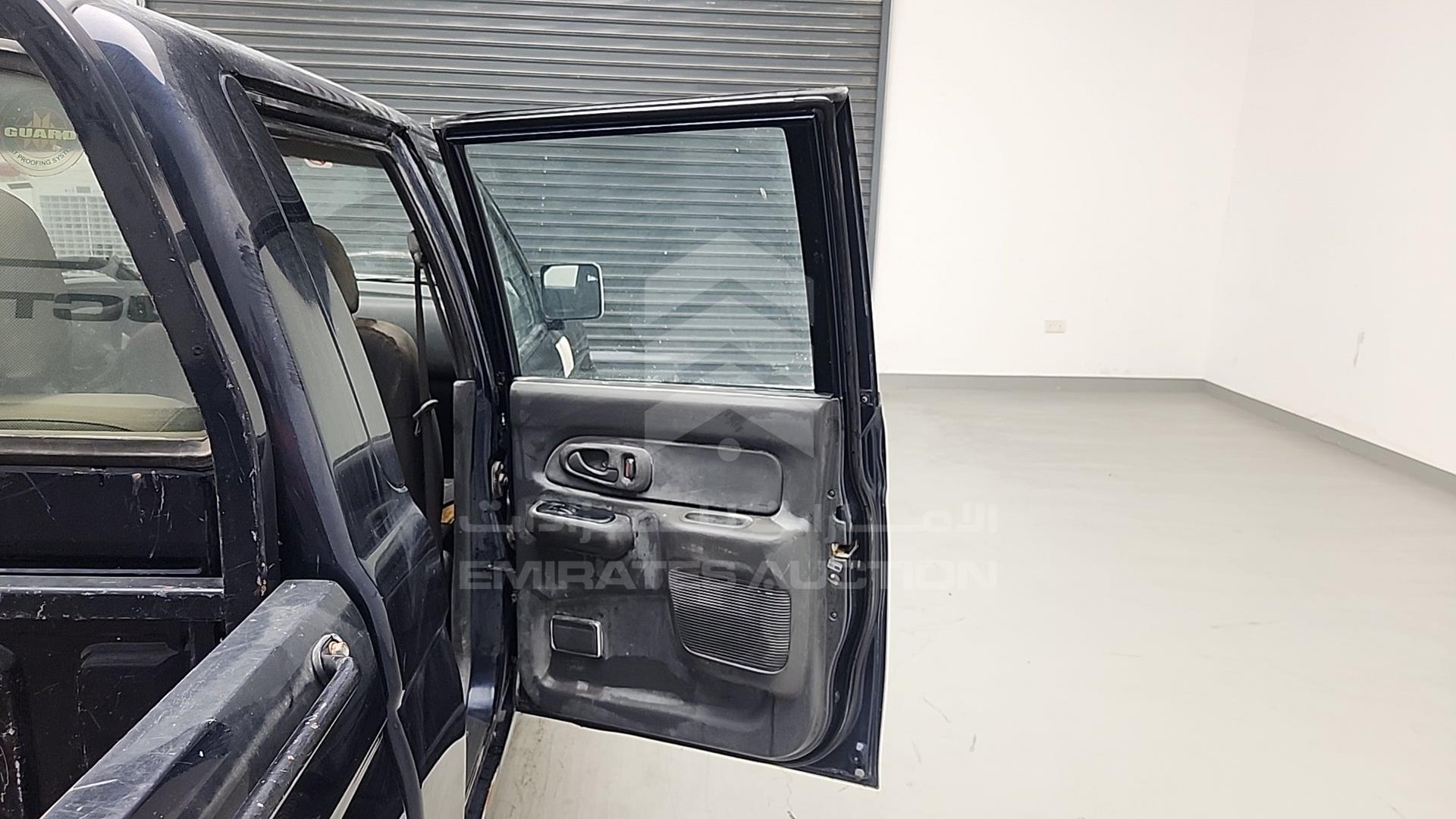 2005 MITSUBISHI L 200 VIN: MMBJNK7405D021680