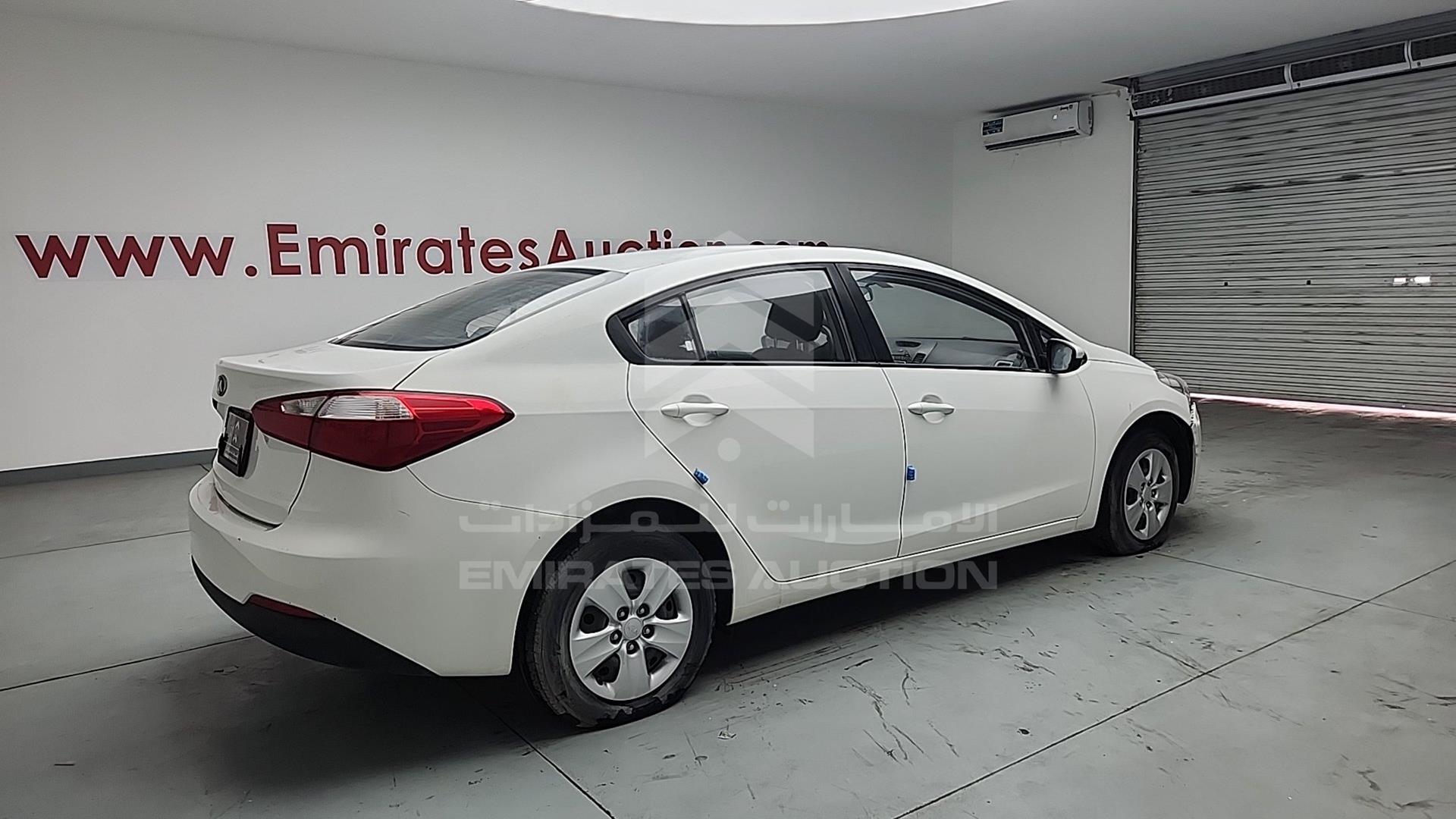 2016 KIA CERATO VIN: KNAFK4112G5483178