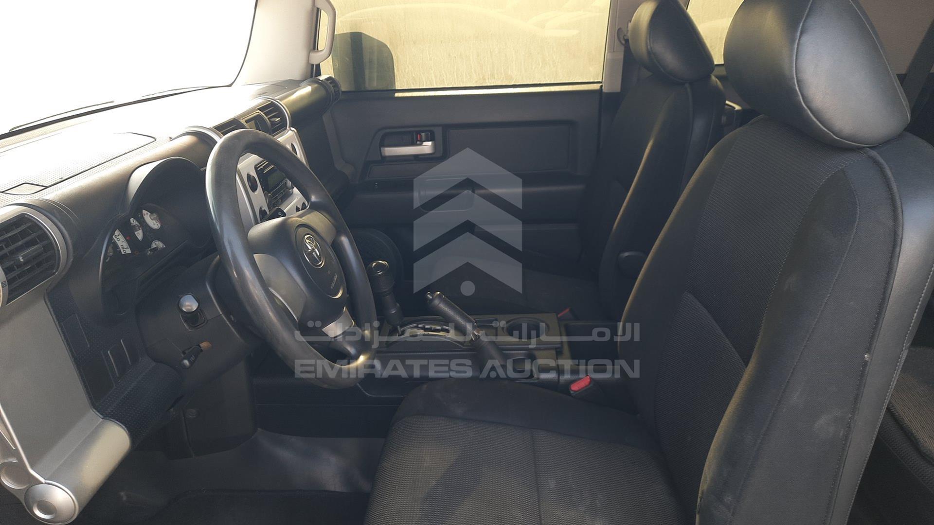 2013 TOYOTA FJ CRUISER VIN: JTEBU11F3DK171627