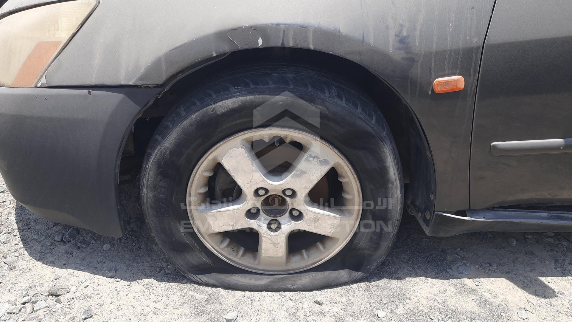 2003 HONDA ACCORD VIN: JHMCM56563C404195
