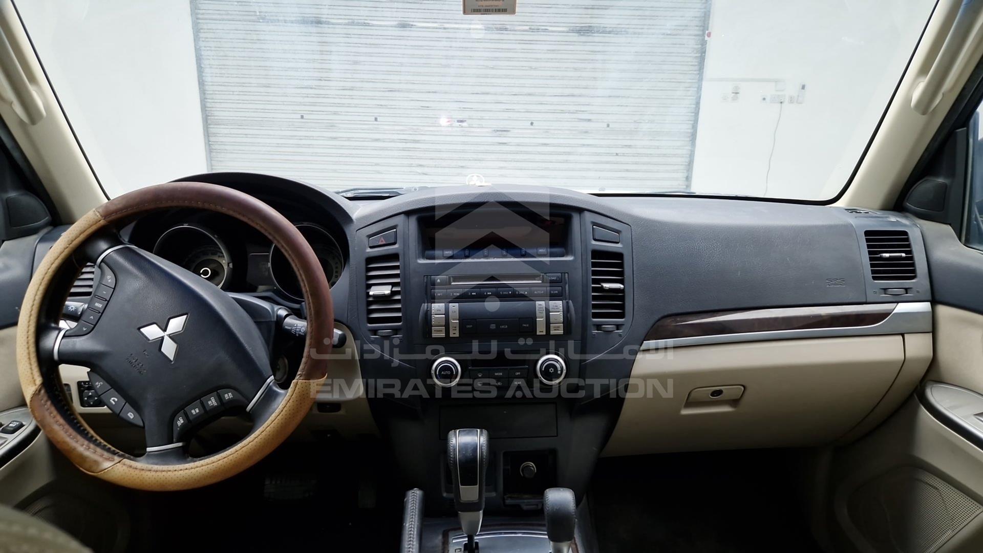 2013 MITSUBISHI PAJERO VIN: JMYLRV95WDJ704393