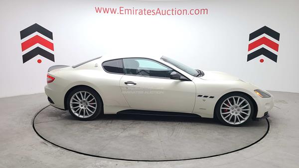 Maserati Granturrismo 2010 ZAMHH45F5A0049482 Image 32