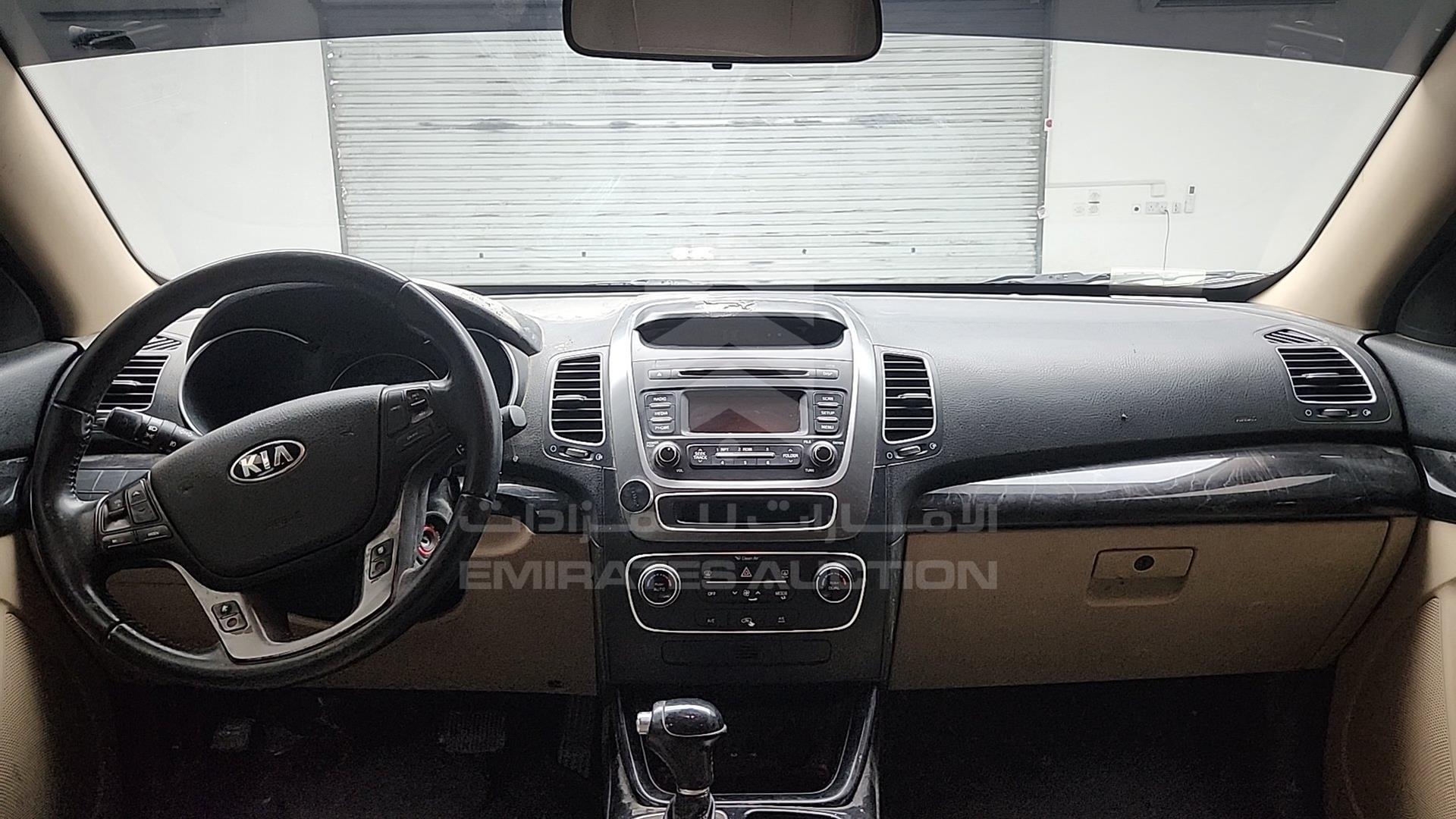 2015 KIA SORENTO VIN: KNAKU8117F5571416