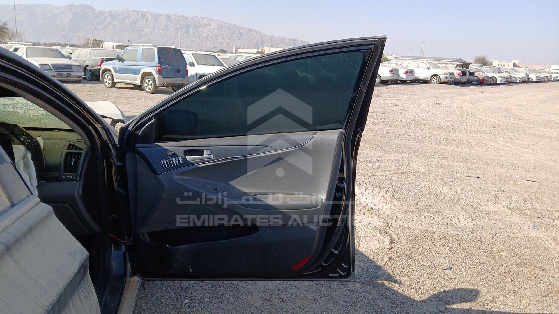 2013 HYUNDAI SONATA VIN: 5NPEB4AC5DH543725