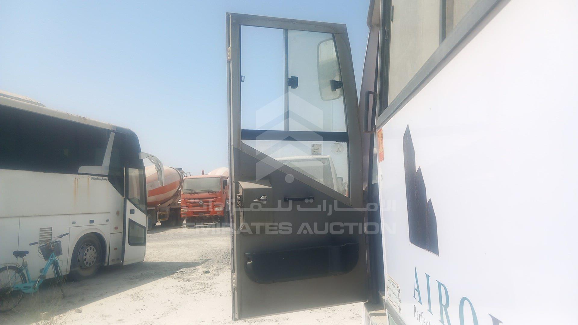 2017 ASHOK LEYLAND FALCON VIN: MB1PBEFA3HUVA8655
