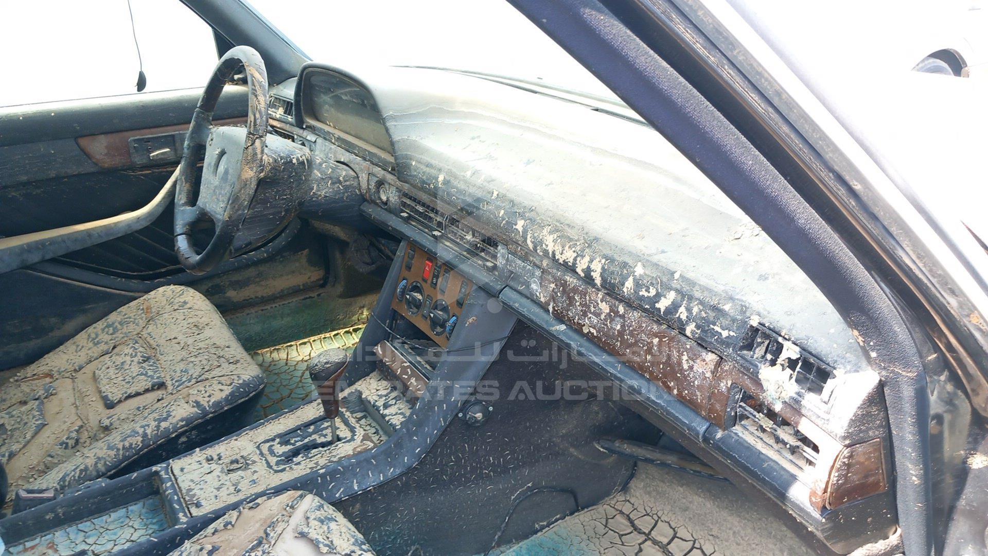 1990 MERCEDES --- VIN: WDB12603618545466