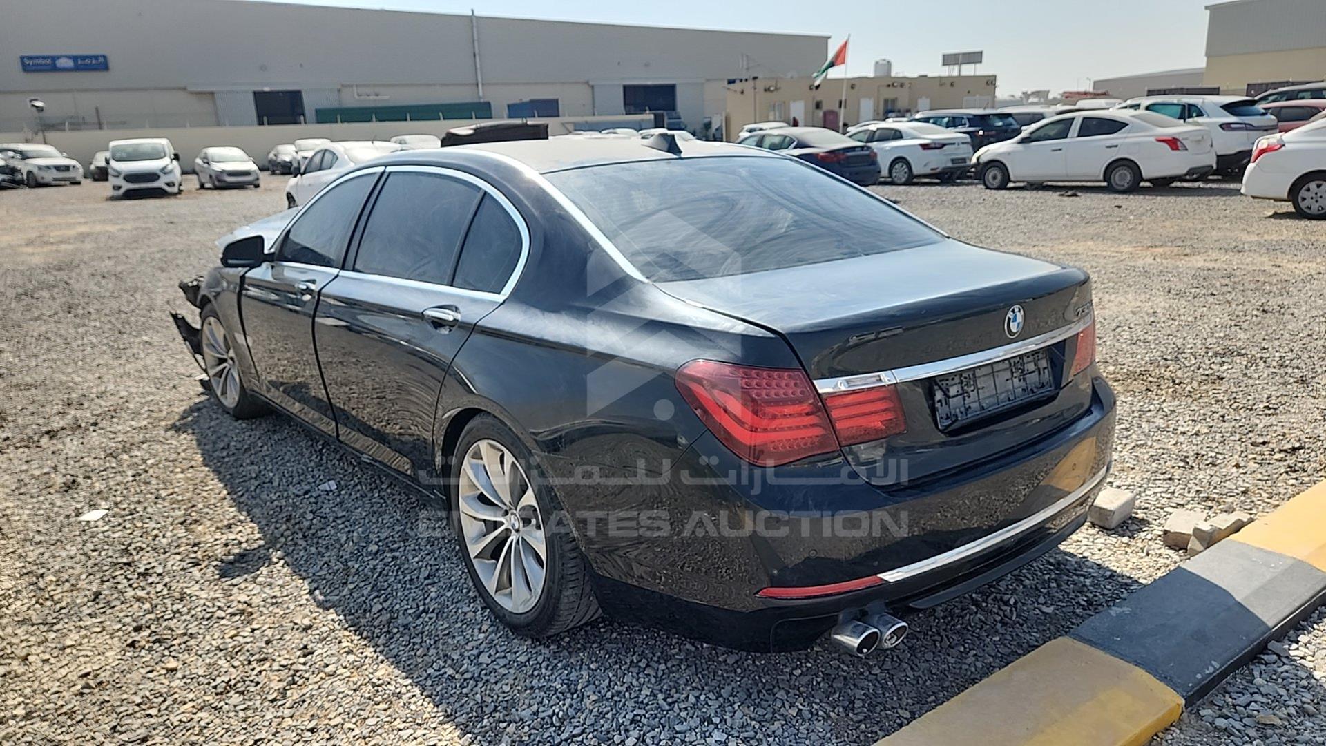 2015 BMW 730 VIN: WBAYE2102FD836762