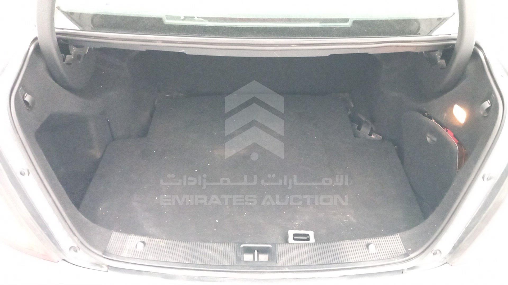 2011 MERCEDES C200 VIN: WDDGF4JB0BF586306