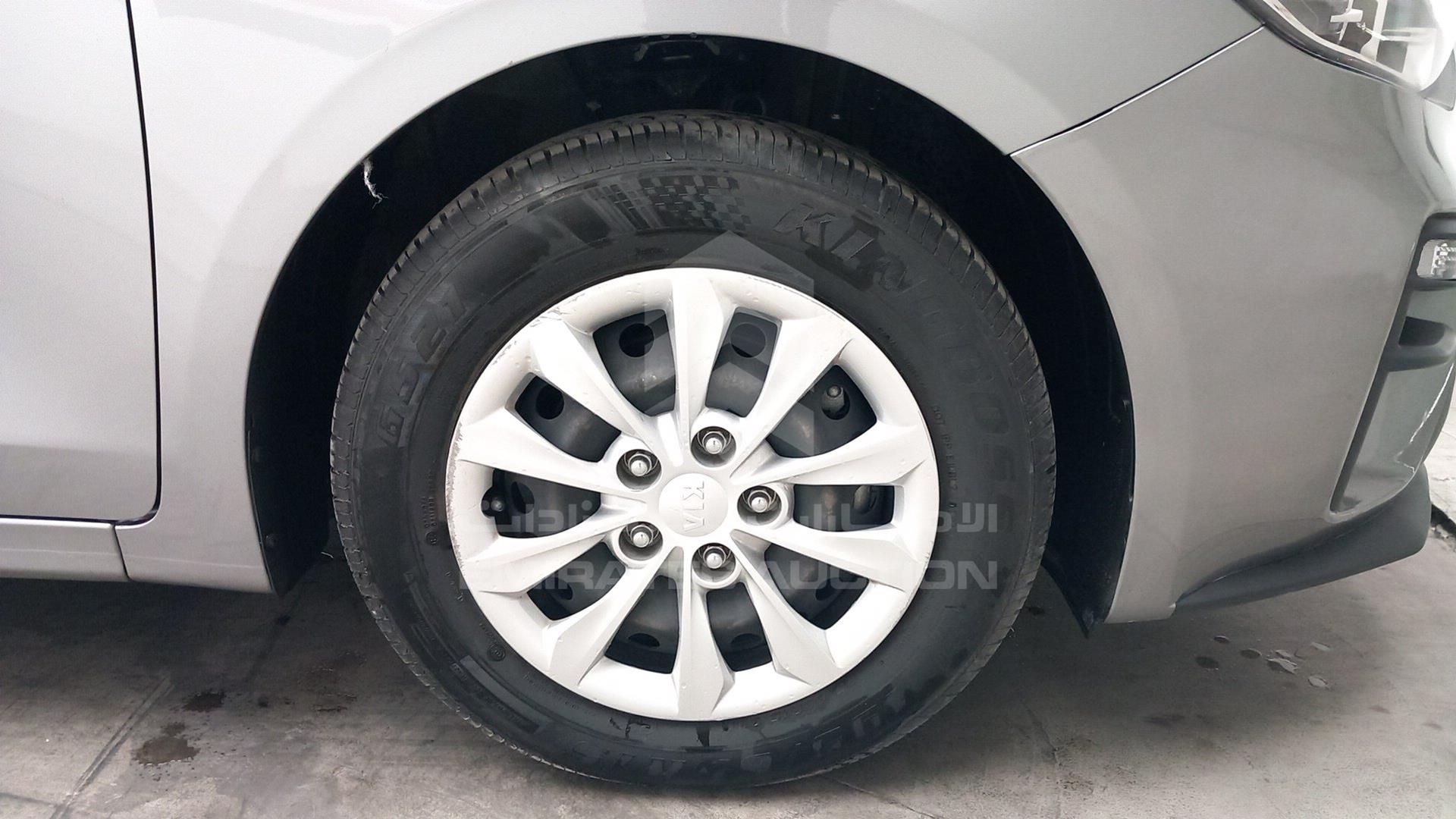 2020 KIA CERATO VIN: KNAF24162L5857181