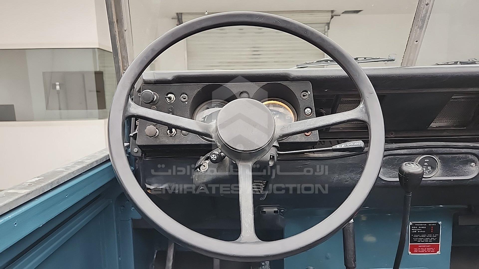 1985 LAND ROVER DEFENDER VIN: 565908