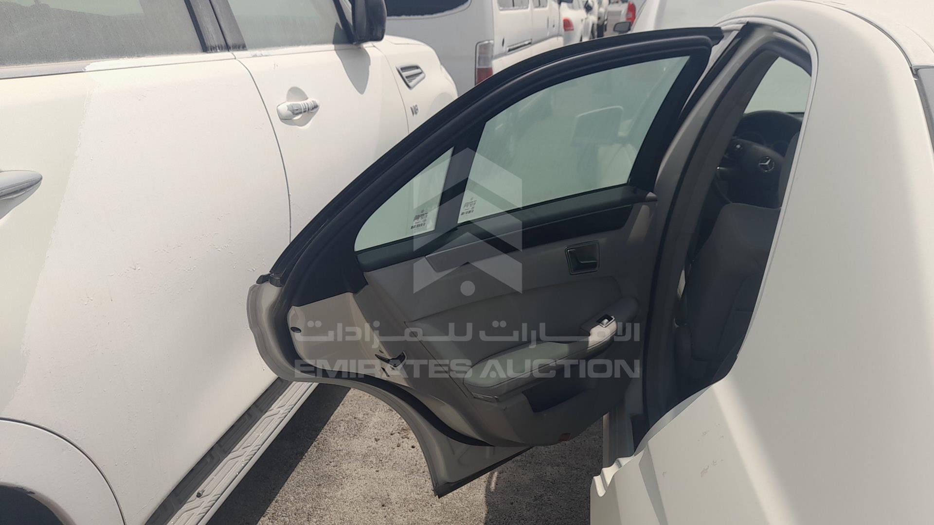 0 MERCEDES --- VIN: WDDHF5EB3BA353702