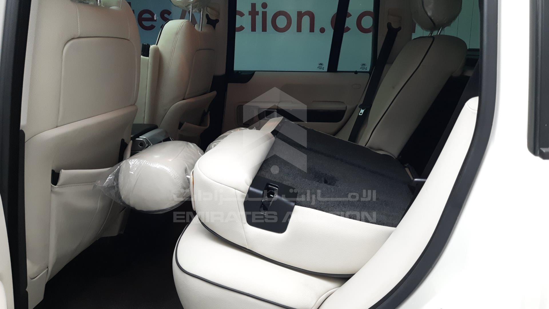2009 RANGE ROVER VOGUE VIN: SALLMAM349A299182