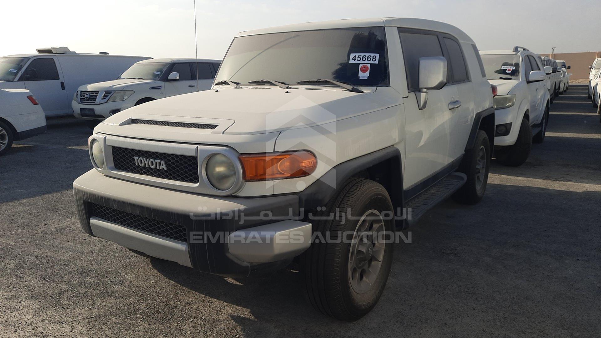 2013 TOYOTA FJ CRUISER VIN: JTEBU11F3DK171627