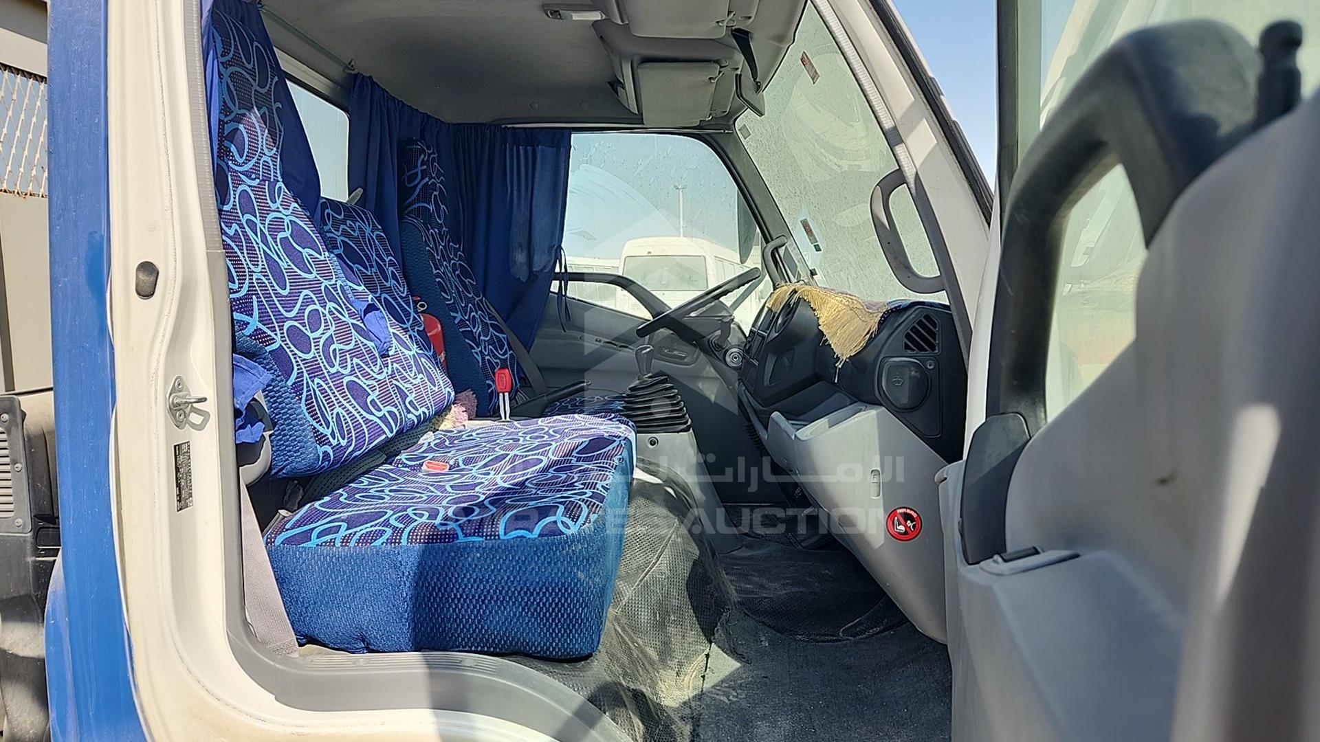 2020 HINO 300 VIN: JHHUCN1H5LK033981