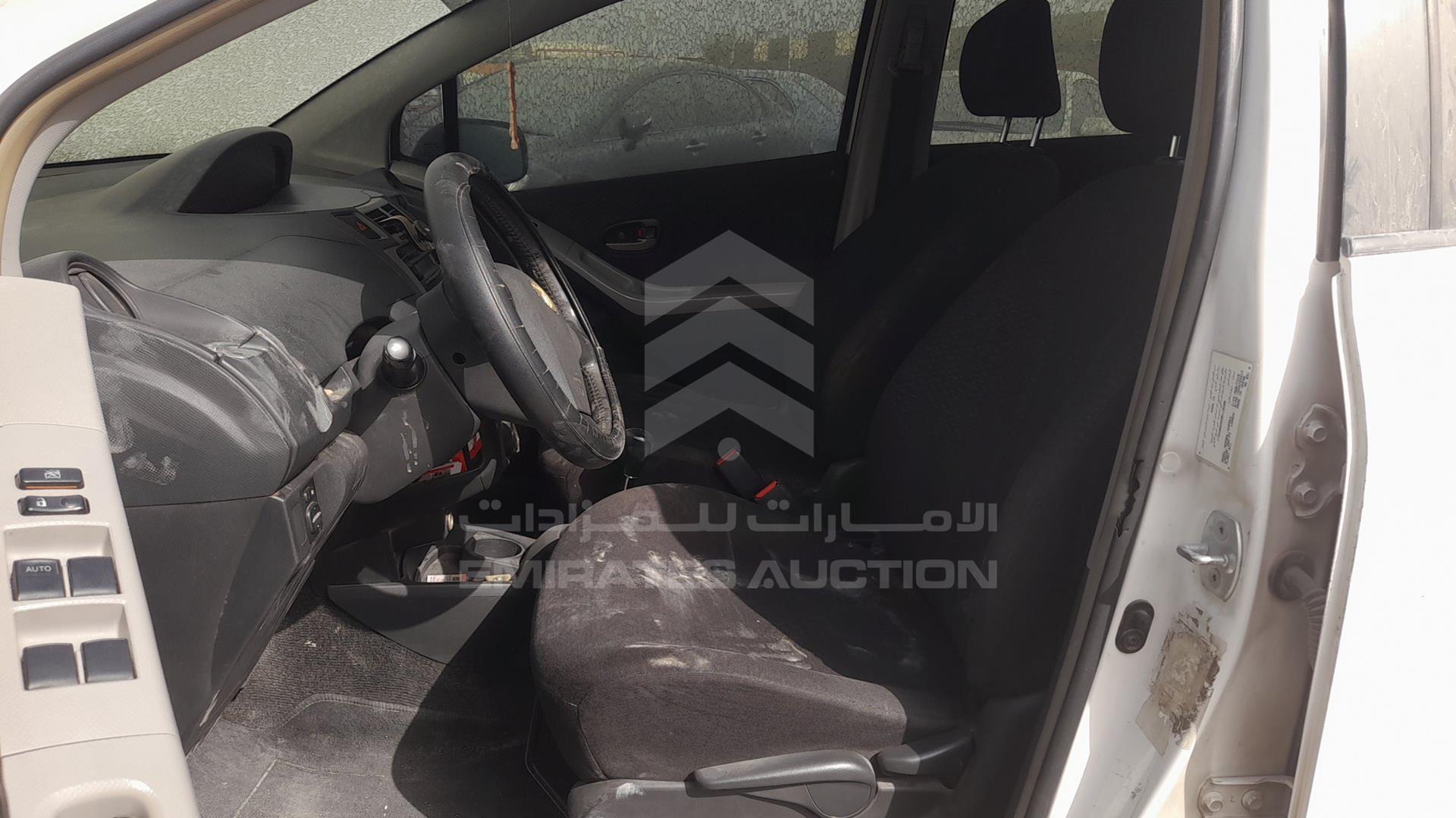 2009 TOYOTA YARIS VIN: JTDKW923495118488