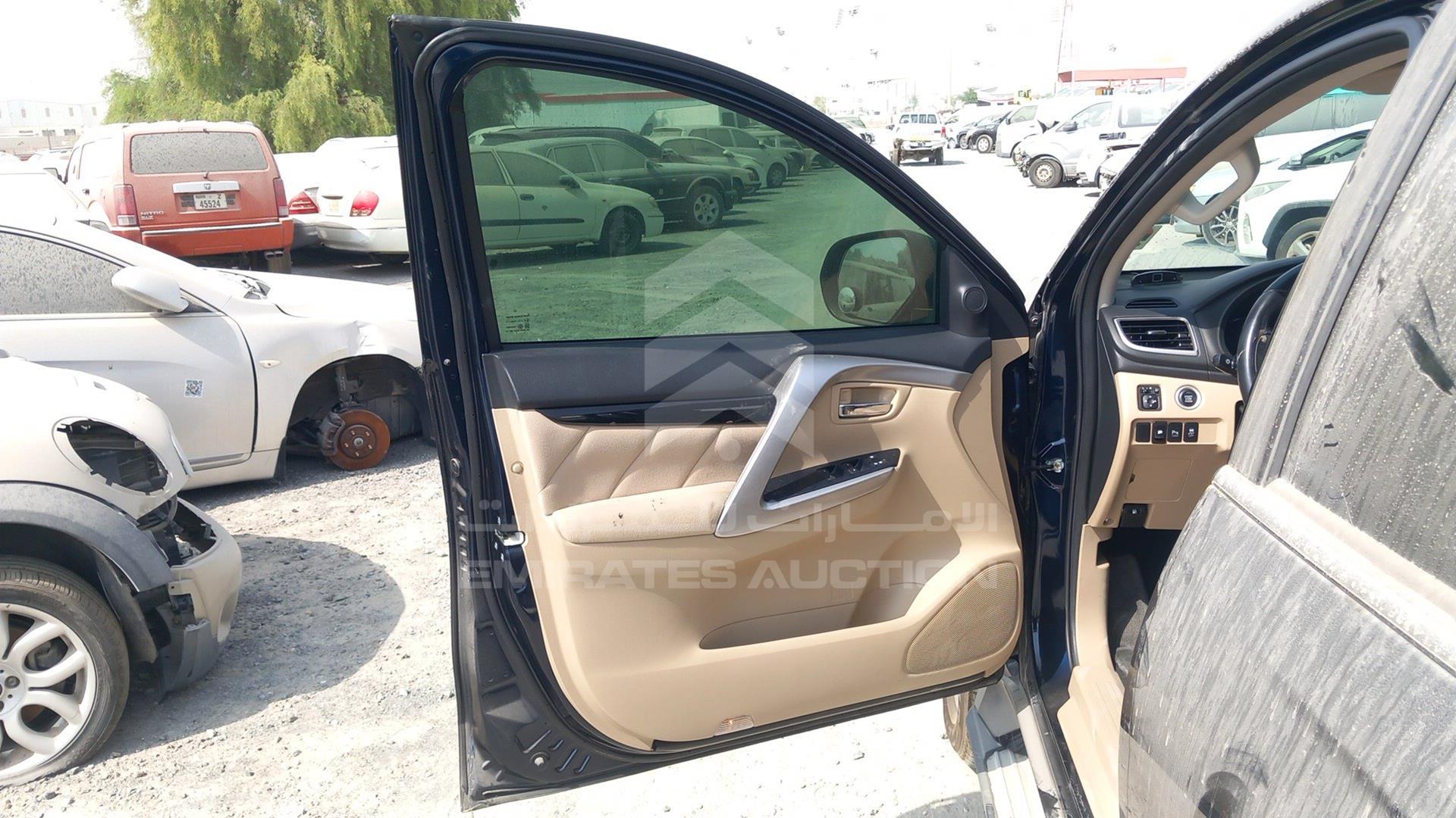 2019 MITSUBISHI MONTERO VIN: MMEMC71X5KH011123