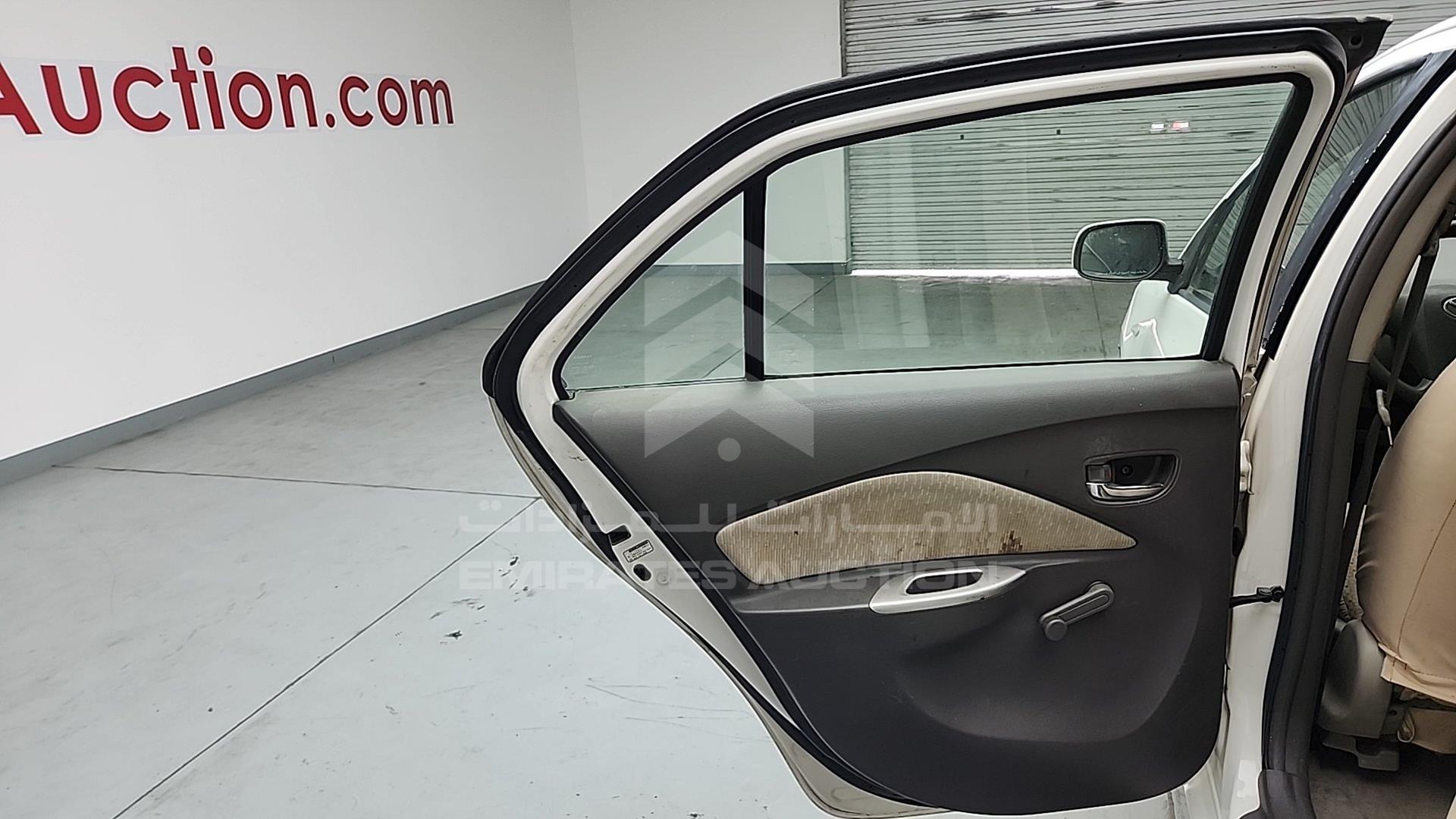 2009 TOYOTA YARIS VIN: JTDBW923194025708