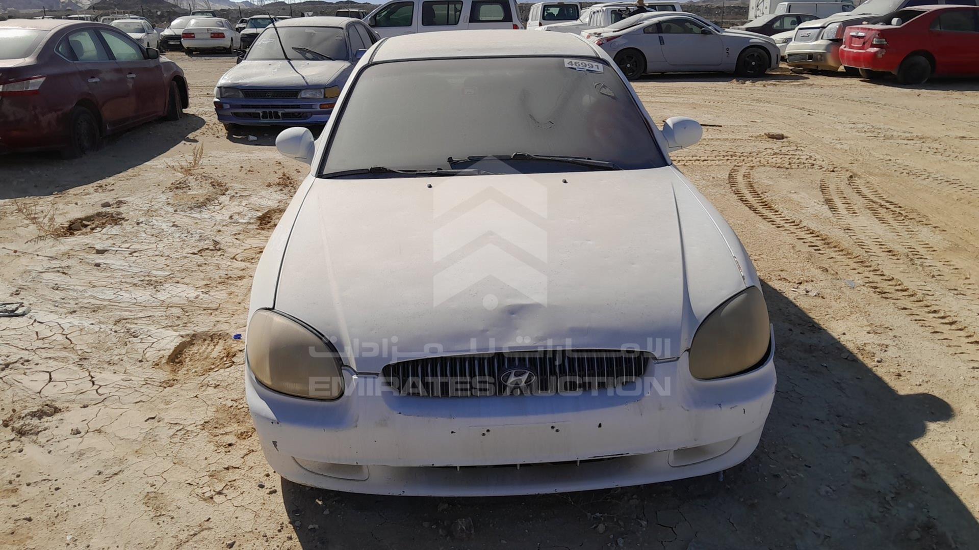 2000 HYUNDAI SONATA VIN: KMHEM41BPYA264462