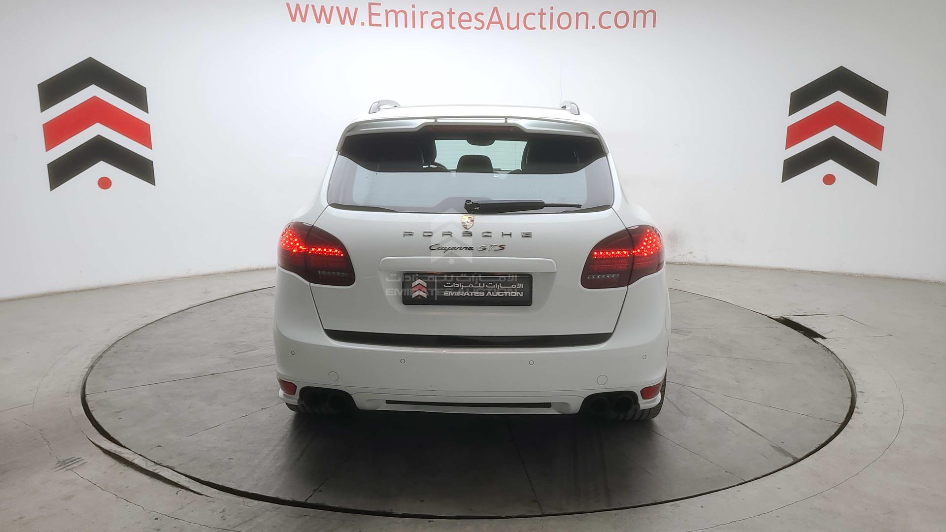 2013 PORSCHE CAYENNE GTS VIN: WP1ZZZ92ZDLA74142