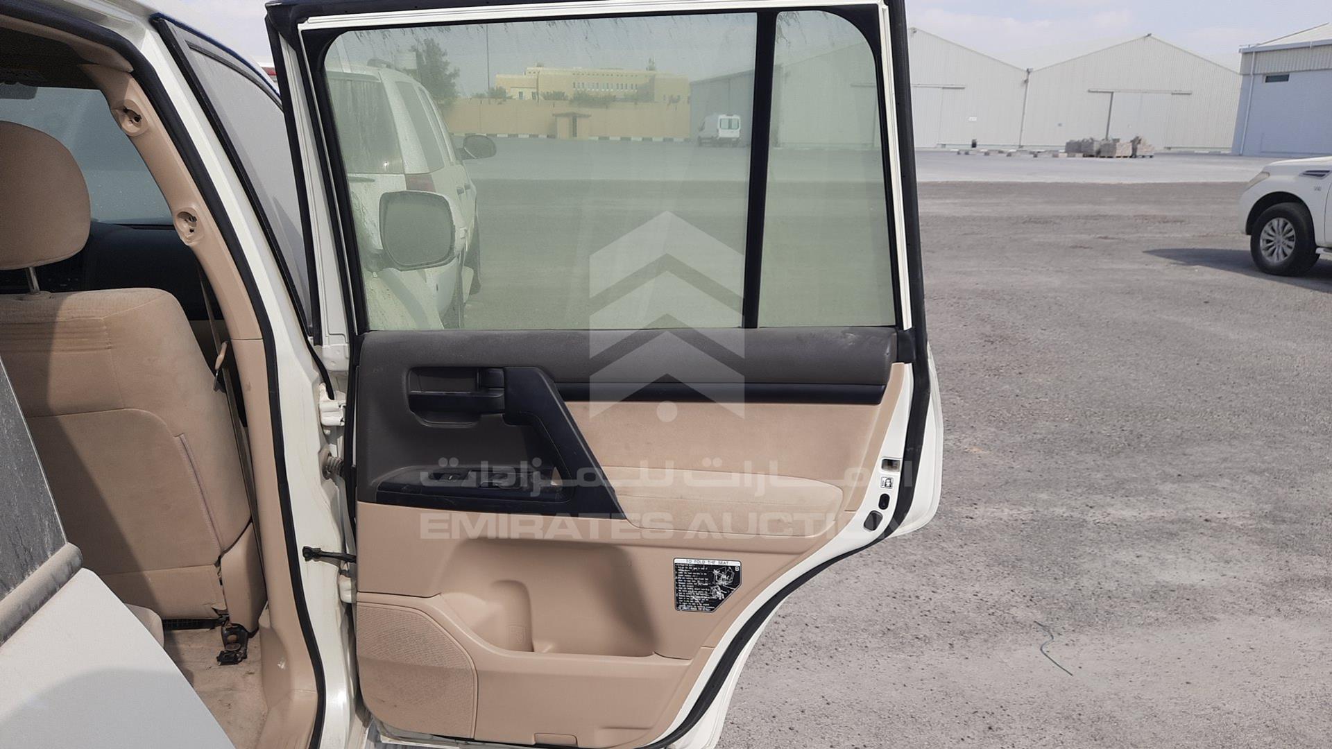 2014 TOYOTA LAND CRUISER VIN: JTMDU09J8E4094677