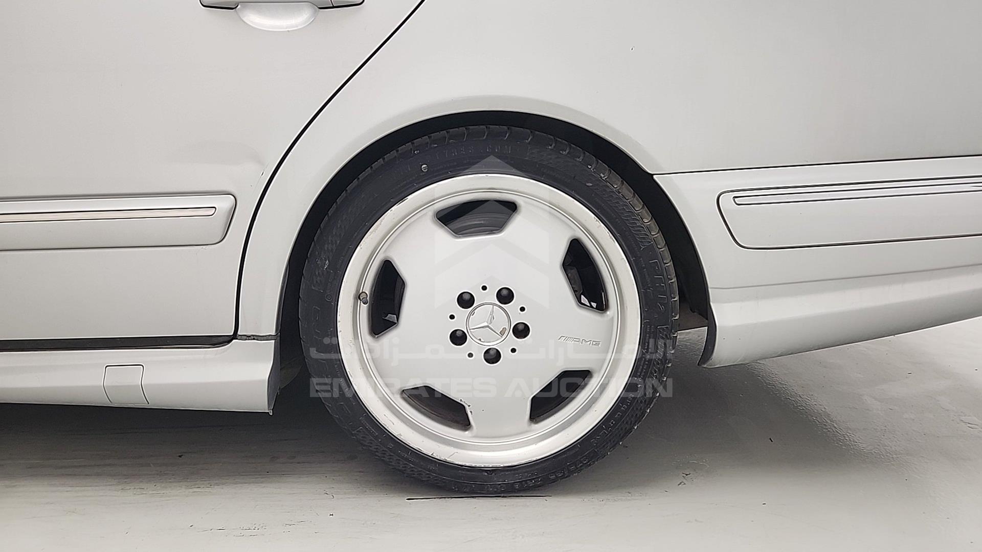 2001 MERCEDES E 55 AMG VIN: WDB2102741B309008