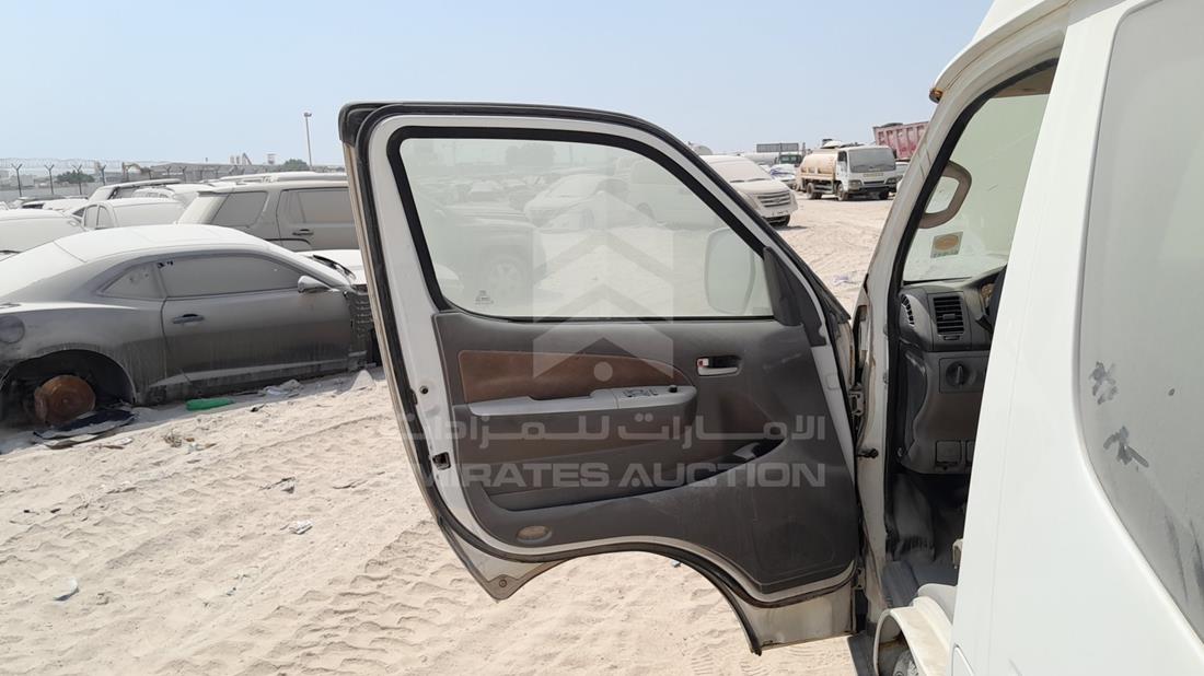 2014 Chery P5 — Front Left Door — Photo 10