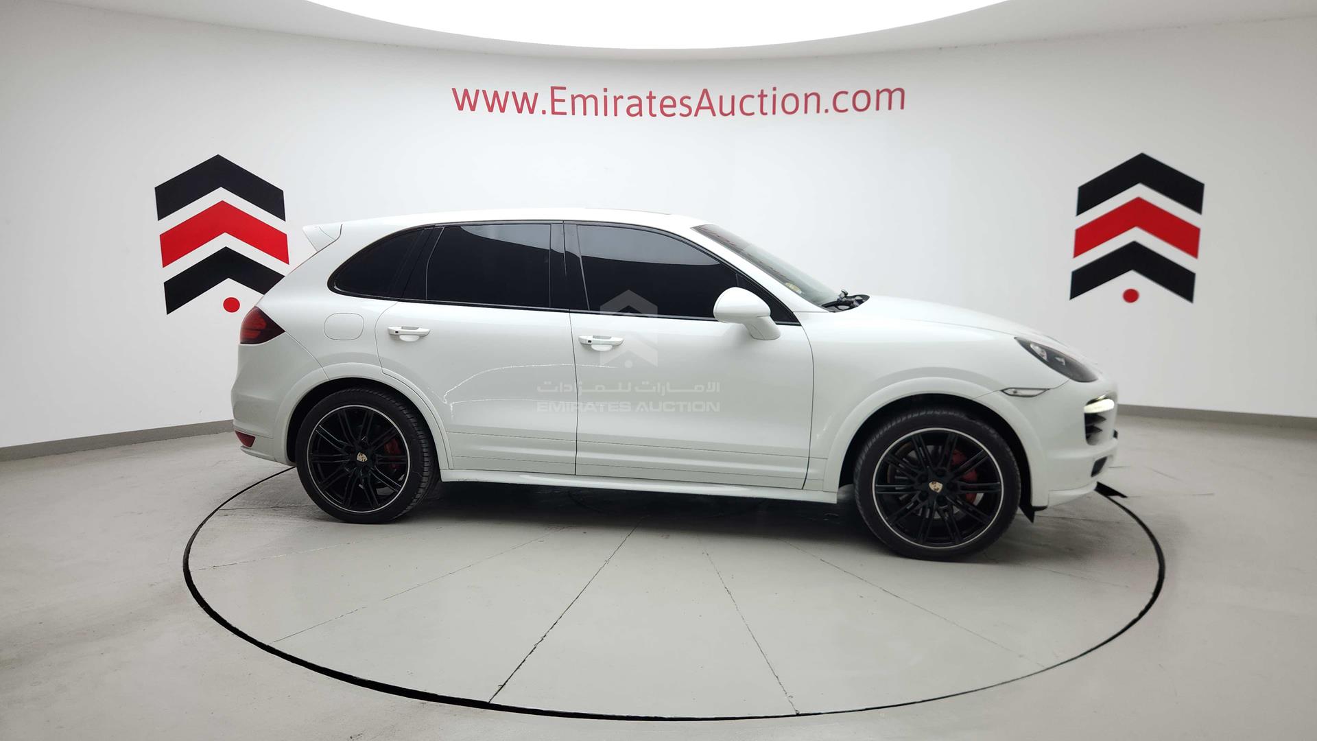 2013 PORSCHE CAYENNE VIN: WP1ZZZ92ZDLA74155