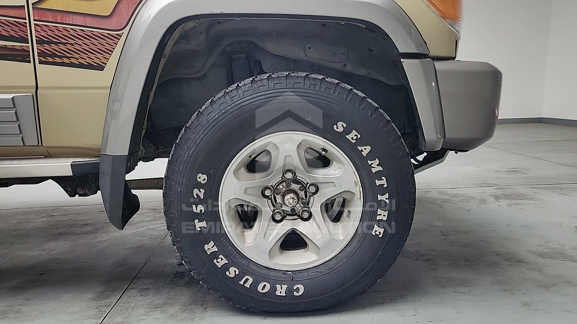 2015 TOYOTA LAND CRUISER VIN: JTFLU73J0F7004670