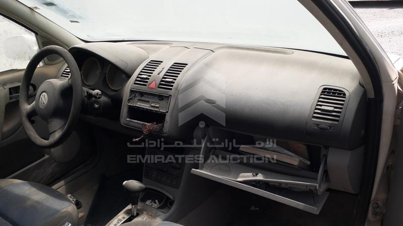 VIN: WVWZZZ6NZ1Y117292 Auction: EmiratesAuction Lot: 344058 WVWZZZ6NZ1Y117292 Volkswagen Polo 2001 WHITE Photo 22