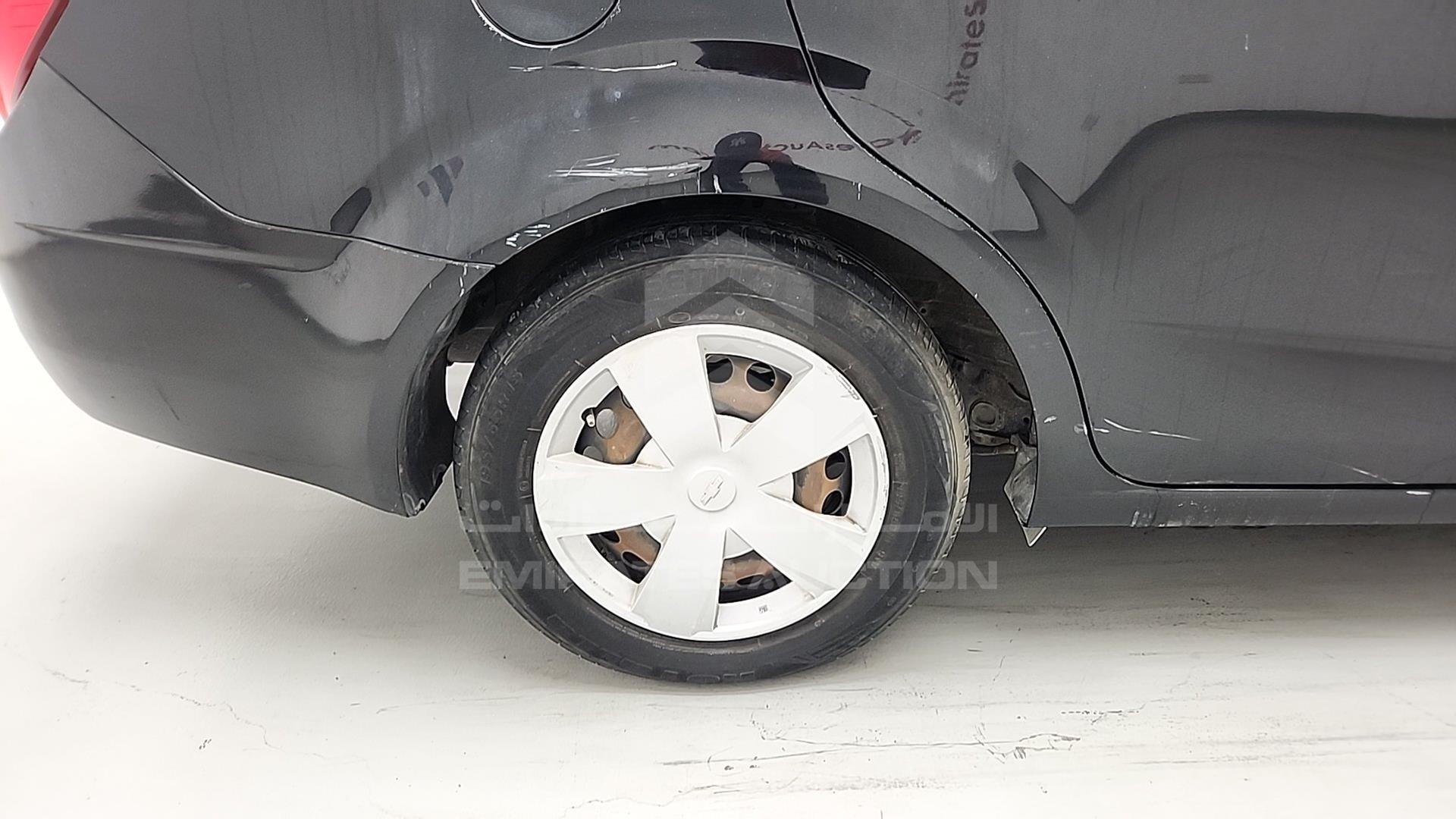 2012 CHEVROLET SONIC VIN: KL1JD5BE2CB097930