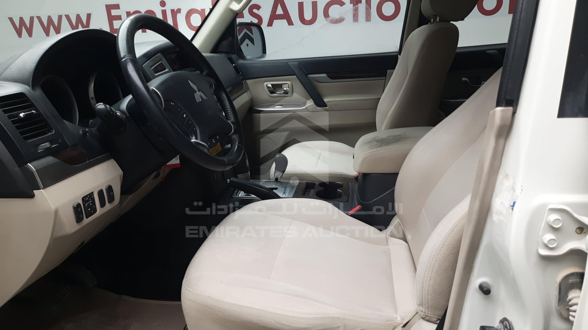 2017 MITSUBISHI PAJERO VIN: JE4MR62N3HJ705986