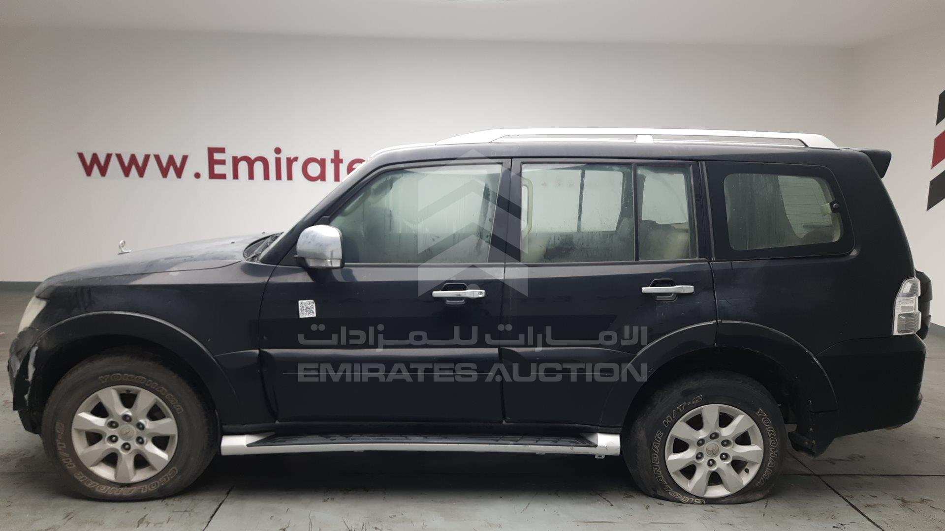 JMYLRV95WBJ709201 - 2011 Mitsubishi Pajero - #492293