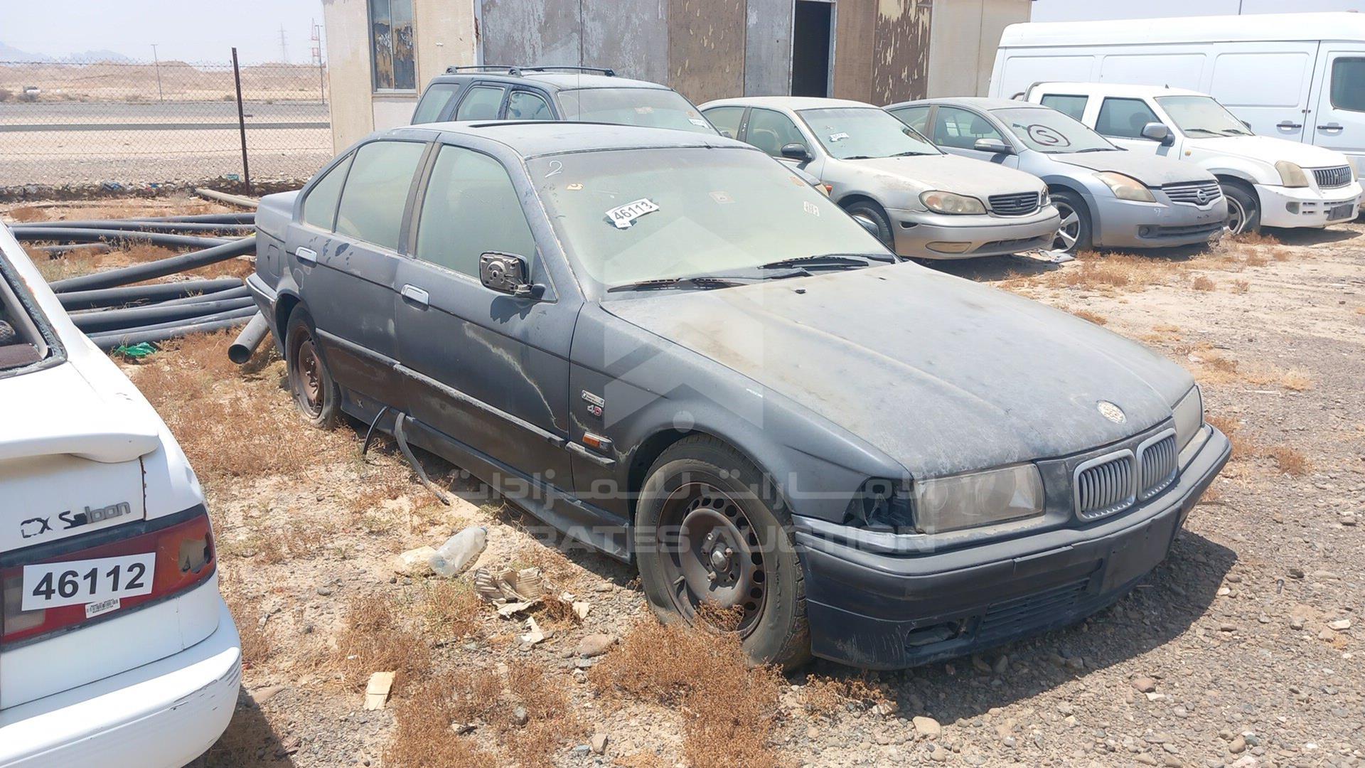 0 BMW --- VIN: WBACD4323TAV37155