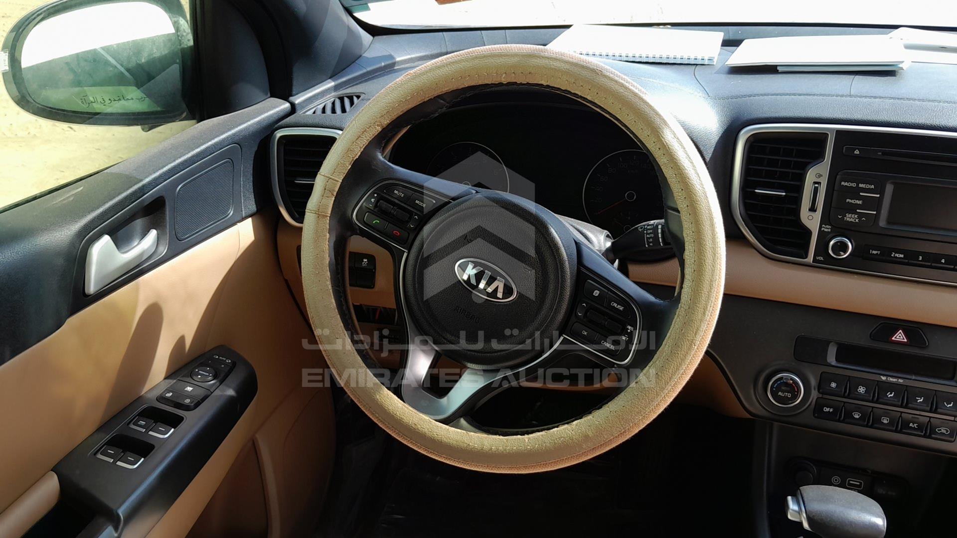 2017 KIA SPORTAGE VIN: U5YPH8148HL227909
