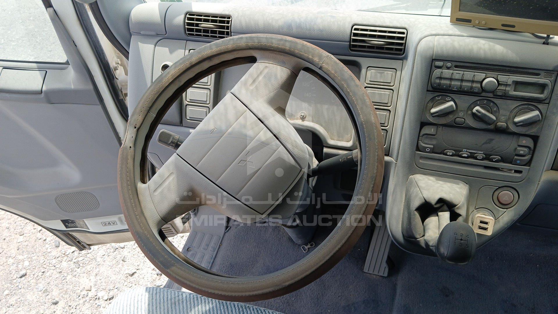 2014 MITSUBISHI CANTER VIN: JL6B6E6P4EK013975